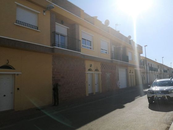 Foto 2 de Dúplex en venda a calle Del Mar de 4 habitacions amb terrassa