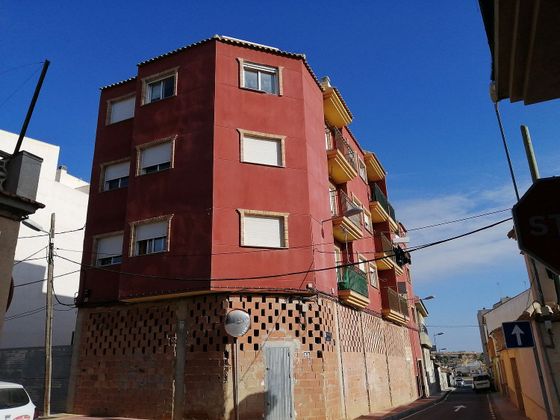 Foto 1 de Venta de piso en calle Mayor de 2 habitaciones con balcón