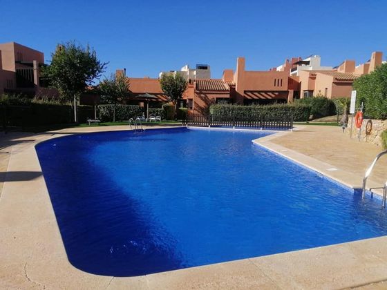 Foto 1 de Casa en venta en calle De la Peña de 2 habitaciones con terraza y piscina