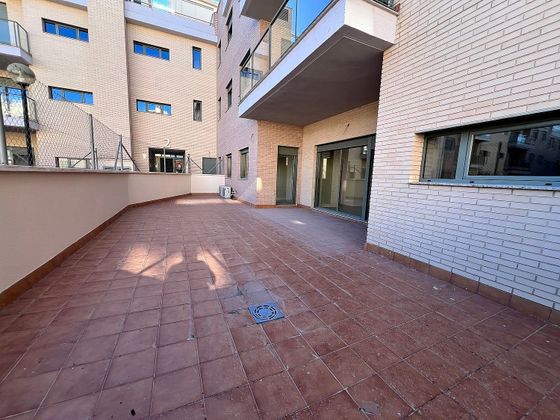 Foto 2 de Piso en venta en calle Pedáneo Lucas Noguera de 2 habitaciones con terraza y piscina
