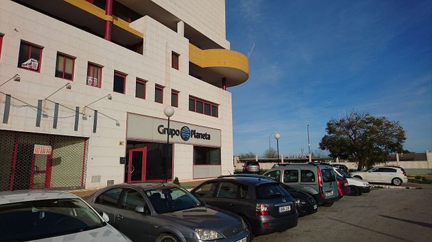 Foto 2 de Alquiler de oficina en Churriana con garaje y aire acondicionado