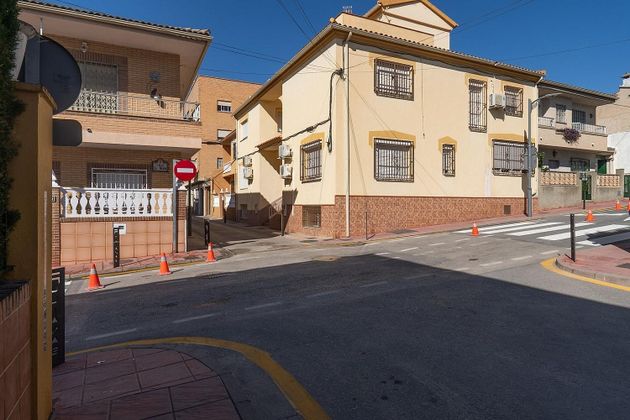 Foto 1 de Casa en venda a calle Transversal Nueva del Rosario de 3 habitacions amb terrassa i balcó