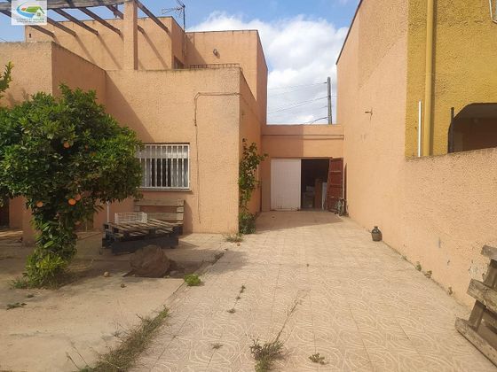 Foto 2 de Casa en venda a La Palma de 3 habitacions amb terrassa i garatge