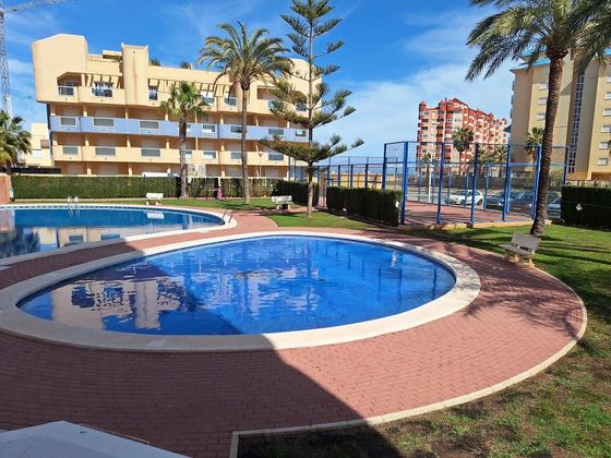Foto 1 de Piso en venta en plaza Poligono Imanga de 2 habitaciones con terraza y piscina