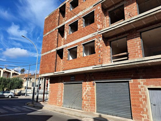 Foto 2 de Edifici en venda a calle Ramon y Cajal de 1275 m²