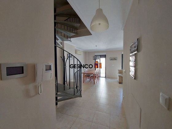 Foto 2 de Dúplex en venta en Xàtiva de 3 habitaciones con garaje y balcón