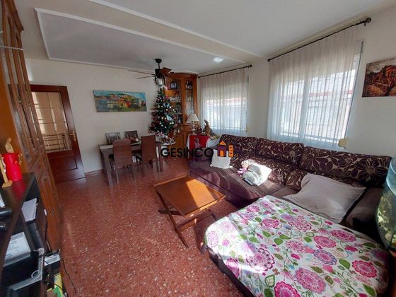 Foto 2 de Piso en venta en Xàtiva de 3 habitaciones con garaje y balcón