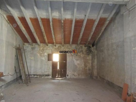 Foto 2 de Casa en venta en Xàtiva de 1 habitación con garaje