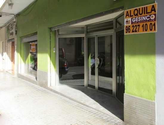 Foto 1 de Local en alquiler en Xàtiva de 100 m²