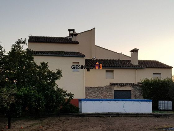 Foto 2 de Casa rural en venda a Ontinyent de 7 habitacions amb piscina