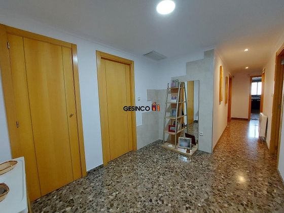 Foto 2 de Piso en venta en Xàtiva de 4 habitaciones con garaje y balcón