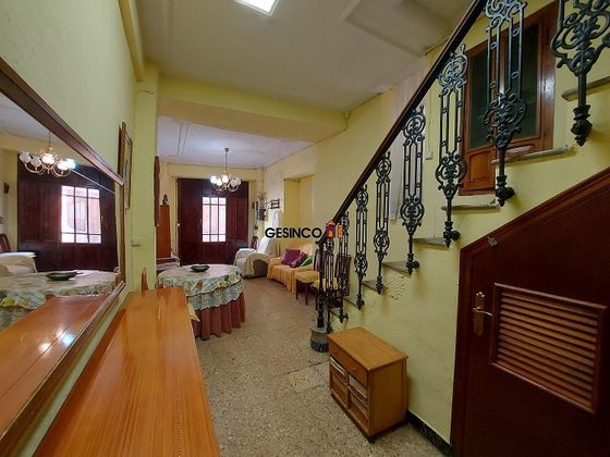 Foto 1 de Casa en venta en Xàtiva de 4 habitaciones con terraza y balcón