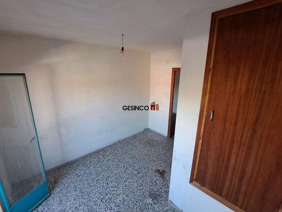 Foto 2 de Piso en venta en Manuel de 3 habitaciones con balcón