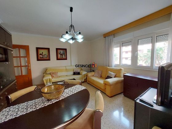 Foto 1 de Piso en venta en Xàtiva de 4 habitaciones con garaje y balcón