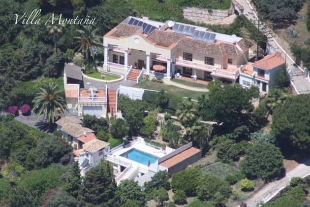 Foto 1 de Venta de chalet en Benalmádena pueblo de 10 habitaciones con terraza y piscina