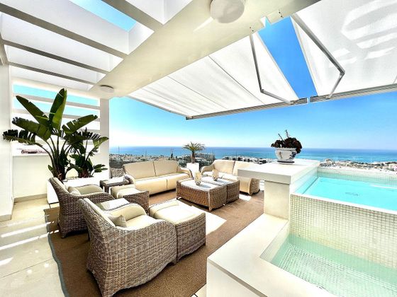 Foto 2 de Àtic en venda a avenida Del Higueron de 3 habitacions amb terrassa i piscina
