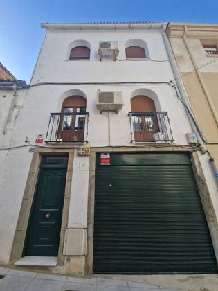 Foto 1 de Casa adosada en venta en calle Ancha de 6 habitaciones con terraza y garaje