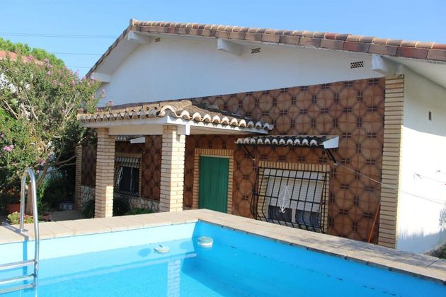 Foto 1 de Xalet en venda a calle Covadonga de 4 habitacions amb terrassa i piscina