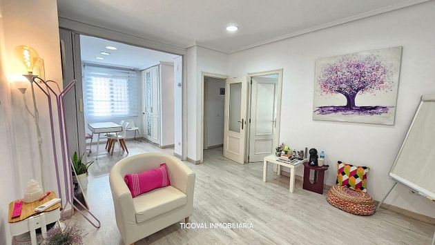 Foto 1 de Piso en venta en avenida De Burjassot de 2 habitaciones con aire acondicionado y calefacción