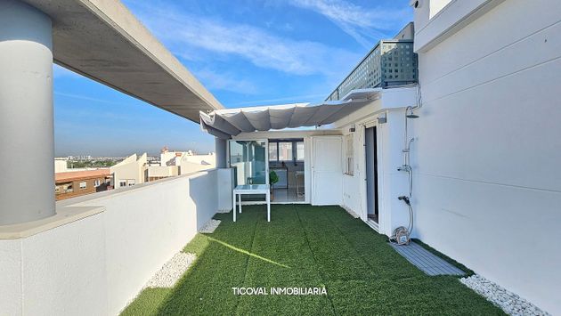 Foto 2 de Àtic en venda a calle Entrada Casa la Raso de 3 habitacions amb terrassa i jardí