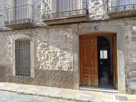 Foto 1 de Casa adosada en venta en calle Santa María de 9 habitaciones y 459 m²