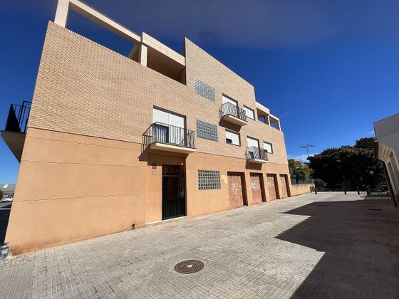 Foto 2 de Casa en venda a Canet d´En Berenguer de 6 habitacions amb terrassa i garatge