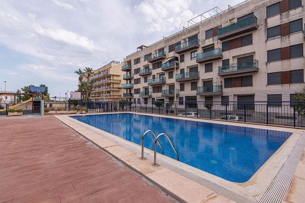 Foto 2 de Pis en venda a La Torre - Playa de Chilches de 2 habitacions amb terrassa i piscina
