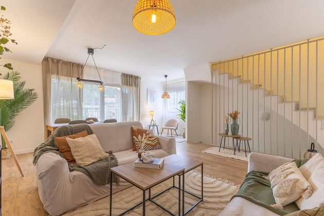 Foto 2 de Casa en venda a Serra de 3 habitacions amb terrassa i piscina