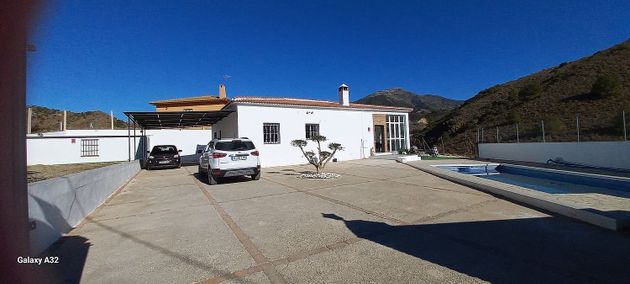 Foto 2 de Casa rural en venda a Alhaurín el Grande de 3 habitacions amb terrassa i piscina