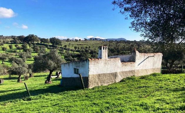 Foto 2 de Casa rural en venda a Cumbres Mayores de 1 habitació amb jardí