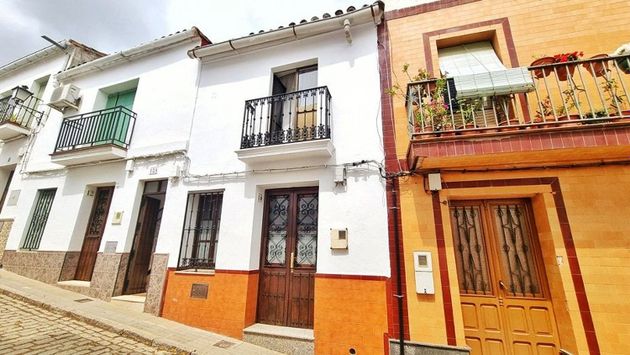 Foto 1 de Casa en venda a calle Paymogo de 4 habitacions amb terrassa i balcó