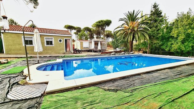 Foto 1 de Casa rural en venda a calle El Zumajo de 3 habitacions amb terrassa i piscina