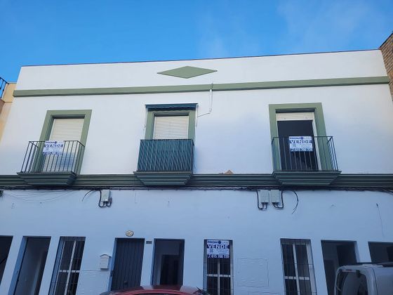Foto 1 de Piso en venta en Morón de la Frontera de 3 habitaciones con terraza