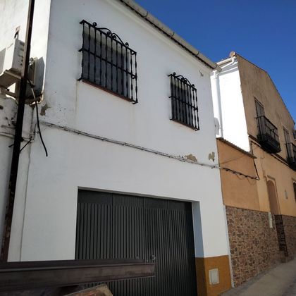 Foto 2 de Venta de casa en Castillo de las Guardas (El) de 4 habitaciones con terraza y garaje