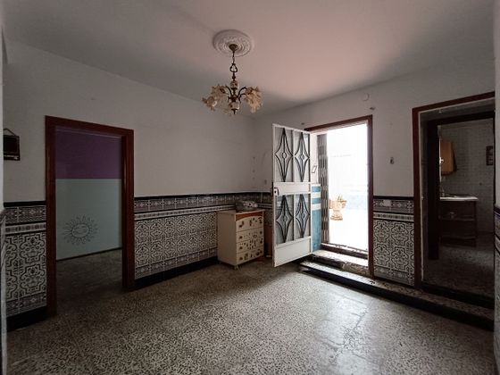 Foto 1 de Casa adossada en venda a Alcalá del Río de 3 habitacions amb terrassa