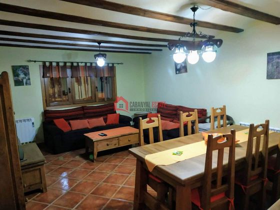 Foto 1 de Casa adossada en venda a Mora de Rubielos de 4 habitacions amb terrassa i balcó