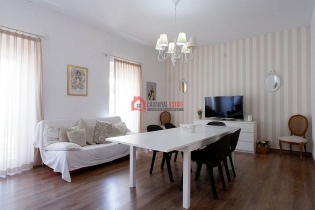 Foto 1 de Pis en venda a El Cabanyal- El Canyamelar de 4 habitacions amb terrassa i balcó