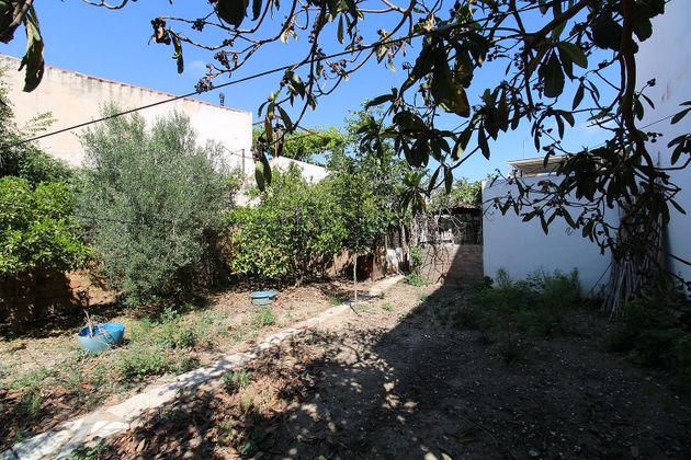 Foto 2 de Casa adossada en venda a Churriana de 3 habitacions amb garatge i jardí