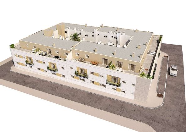 Foto 2 de Piso en venta en Centro - Alhaurín de la Torre de 2 habitaciones con terraza y garaje