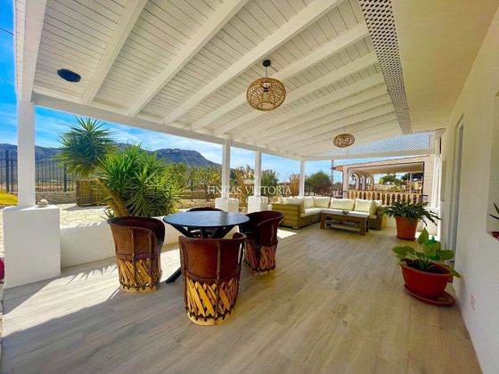 Foto 1 de Xalet en venda a Calabardina de 3 habitacions amb terrassa i piscina