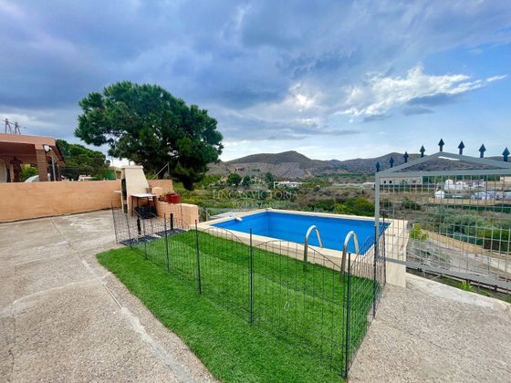 Foto 2 de Casa rural en venda a Águilas ciudad de 2 habitacions amb terrassa i piscina