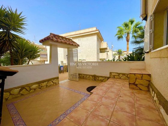 Foto 2 de Dúplex en venda a Águilas ciudad de 3 habitacions amb terrassa i piscina