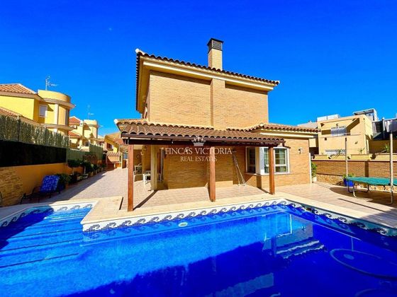 Foto 2 de Xalet en venda a Águilas ciudad de 5 habitacions amb terrassa i piscina