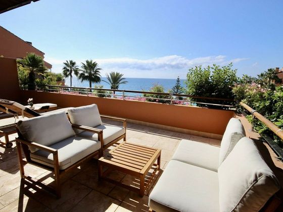 Foto 2 de Alquiler de piso en calle Ventura del Mar Marbella Málaga Spai de 3 habitaciones con terraza y piscina