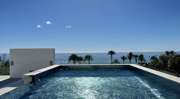 Foto 1 de Xalet en lloguer a calle Golden Mile Marbella de 4 habitacions amb terrassa i piscina