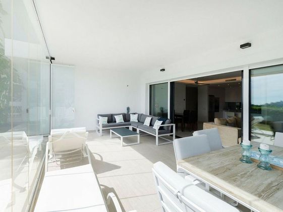 Foto 1 de Piso en alquiler en calle Atalaya Hills de 3 habitaciones con terraza y piscina