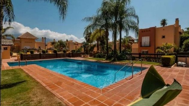 Foto 1 de Casa en alquiler en calle Condes de Iza de 4 habitaciones con terraza y piscina