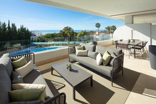 Foto 1 de Ático en venta en Playa Bajadilla - Puertos de 3 habitaciones con terraza y piscina