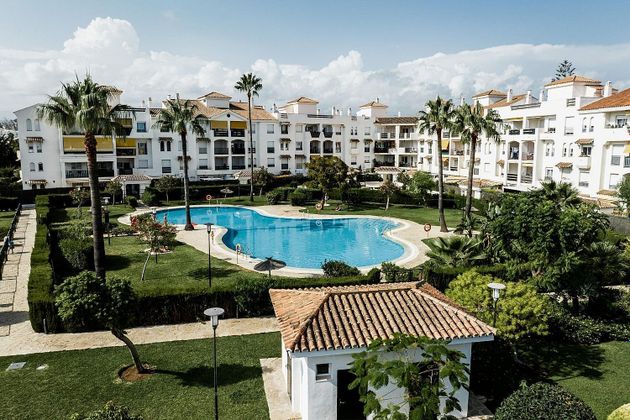 Foto 1 de Pis en venda a Zona Miraflores de 2 habitacions amb terrassa i piscina
