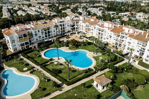 Foto 2 de Pis en venda a Zona Miraflores de 2 habitacions amb terrassa i piscina